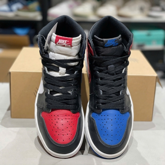 Nike Jordan 1 High OG Top 3 