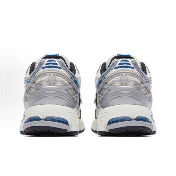 New Balance 1906R Silver Metallic Blue