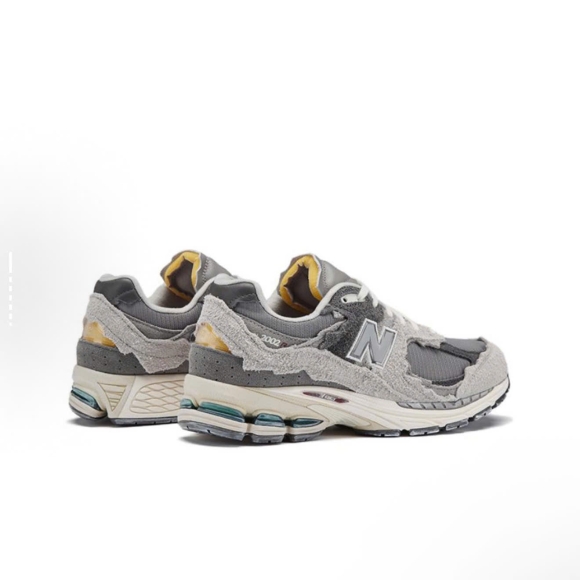 New Balance 2002r Protection Pack Rain Cloud