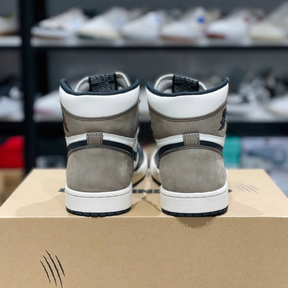 Nike Jordan 1 High Dark Mocha