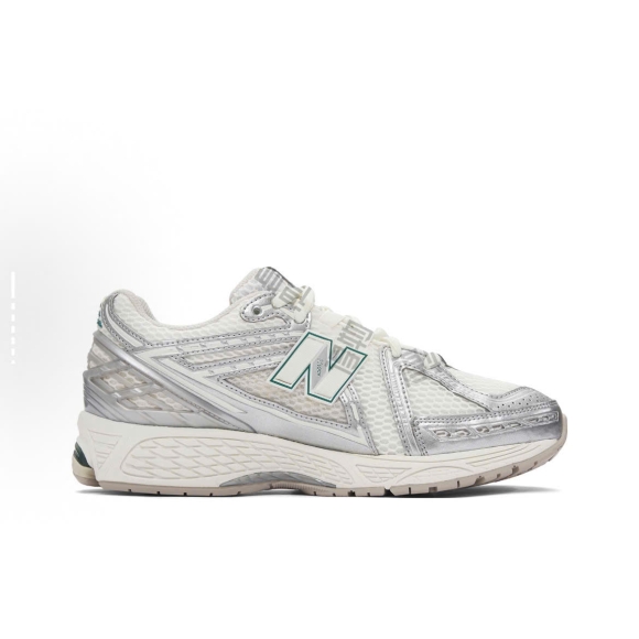 New Balance 1906R Silver Metallic