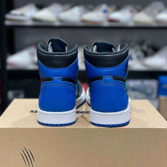 Nike Jordan 1 High Royal 