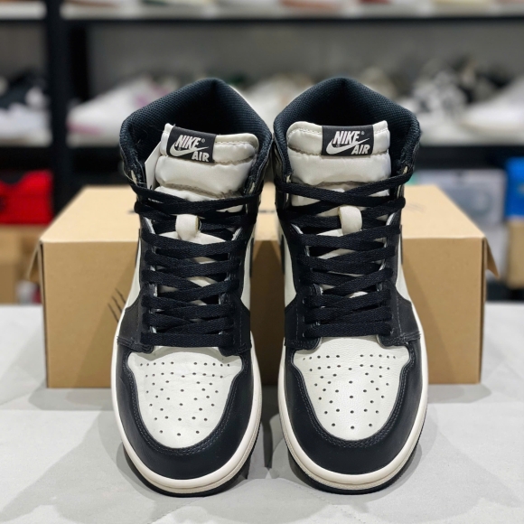 Nike Jordan 1 High Dark Mocha