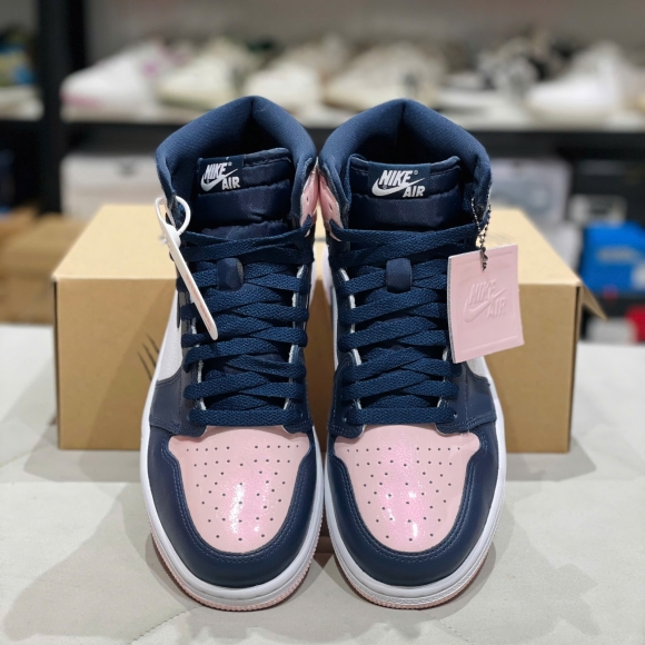 Nike Jordan 1High Atmosphere 