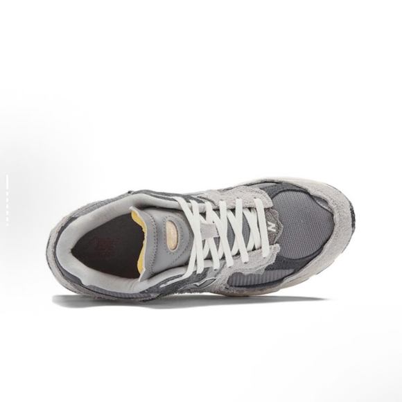 New Balance 2002r Protection Pack Rain Cloud