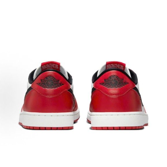 Jordan 1 Low OG Chicago 2025