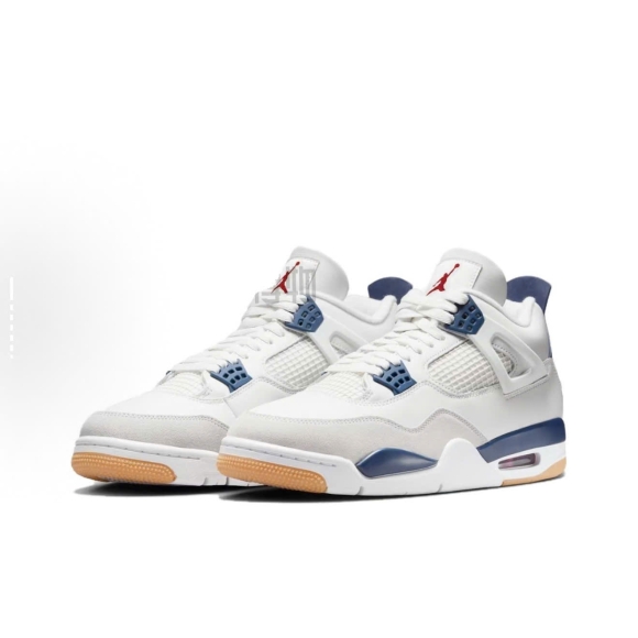 Jordan 4 SB Navy