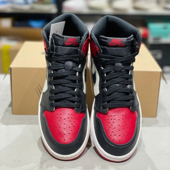 Nike Jordan 1 High Bred Toe 